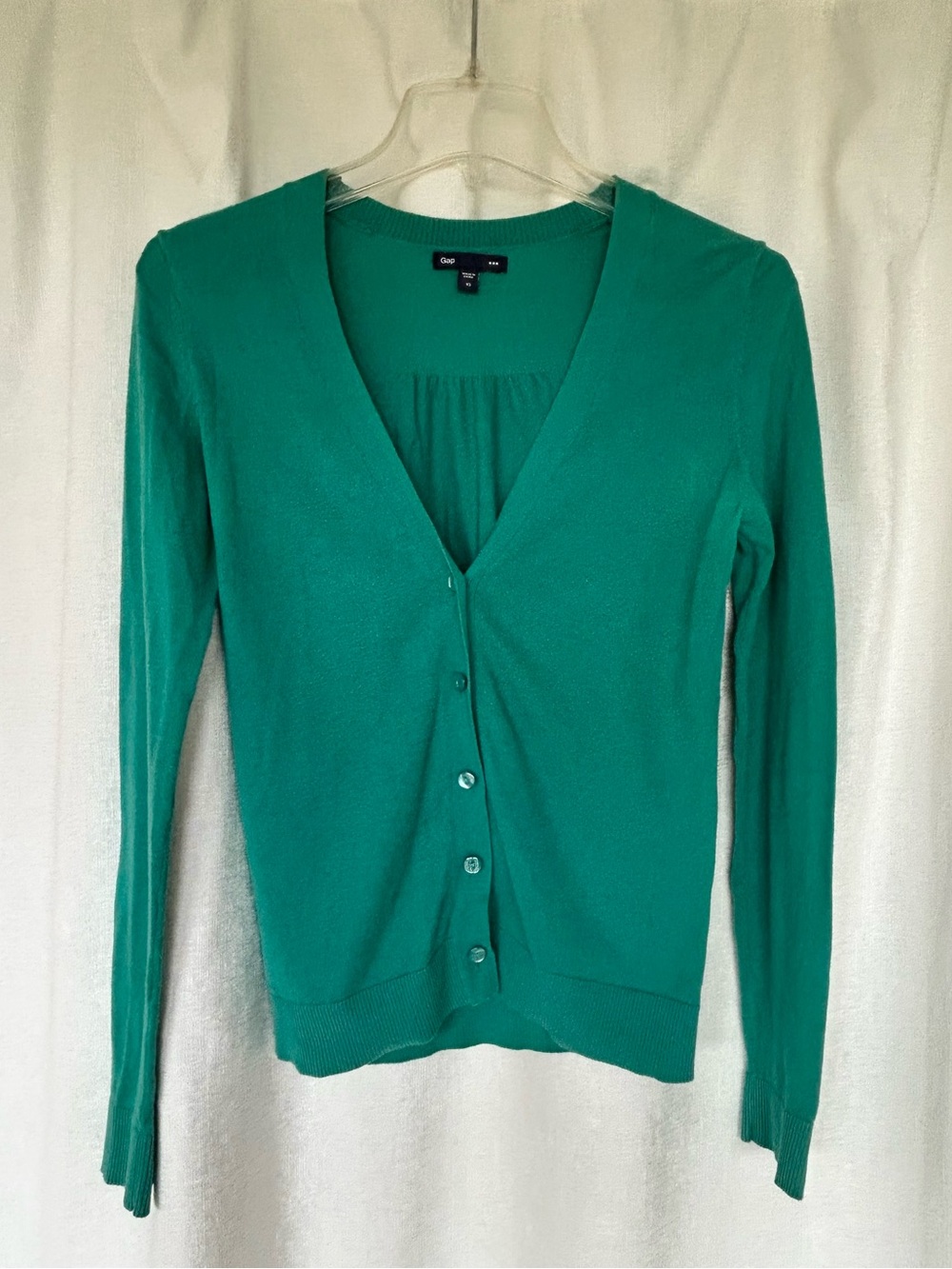 GAP Green V-Neck Button Front Cardigan Sweater